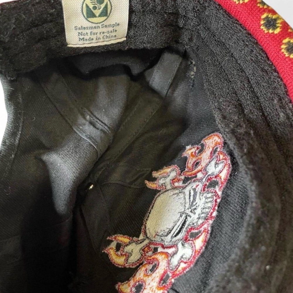 Vintage Skull and Flames Brimless Sailor Cap - Salesman‎ Sample Streetwear Hat - Picture 4 of 4